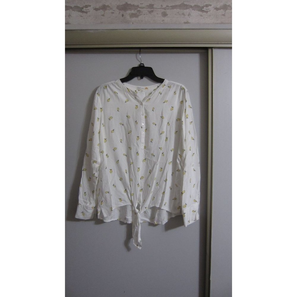 C&C California Large Lemon Print Casual Fun Top